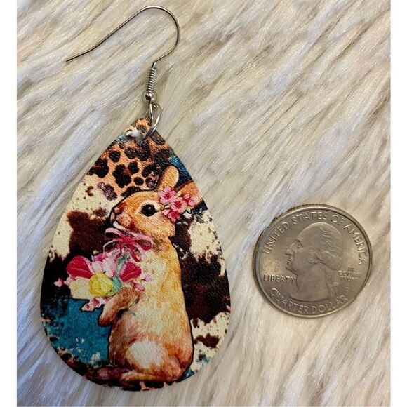 NEW Shabby Chic Farmhouse Pink Flower Leopard Turquoise Bunny Earrings - Picture 3 of 4